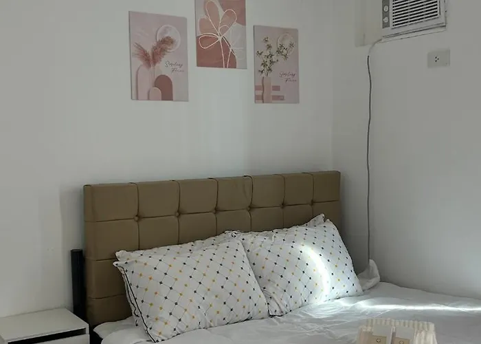Unit In Parañaque By Casa Esplanade Apartamento Manila